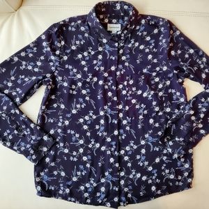 2/40$ Frank And Oak navy blouse w/ little flowers